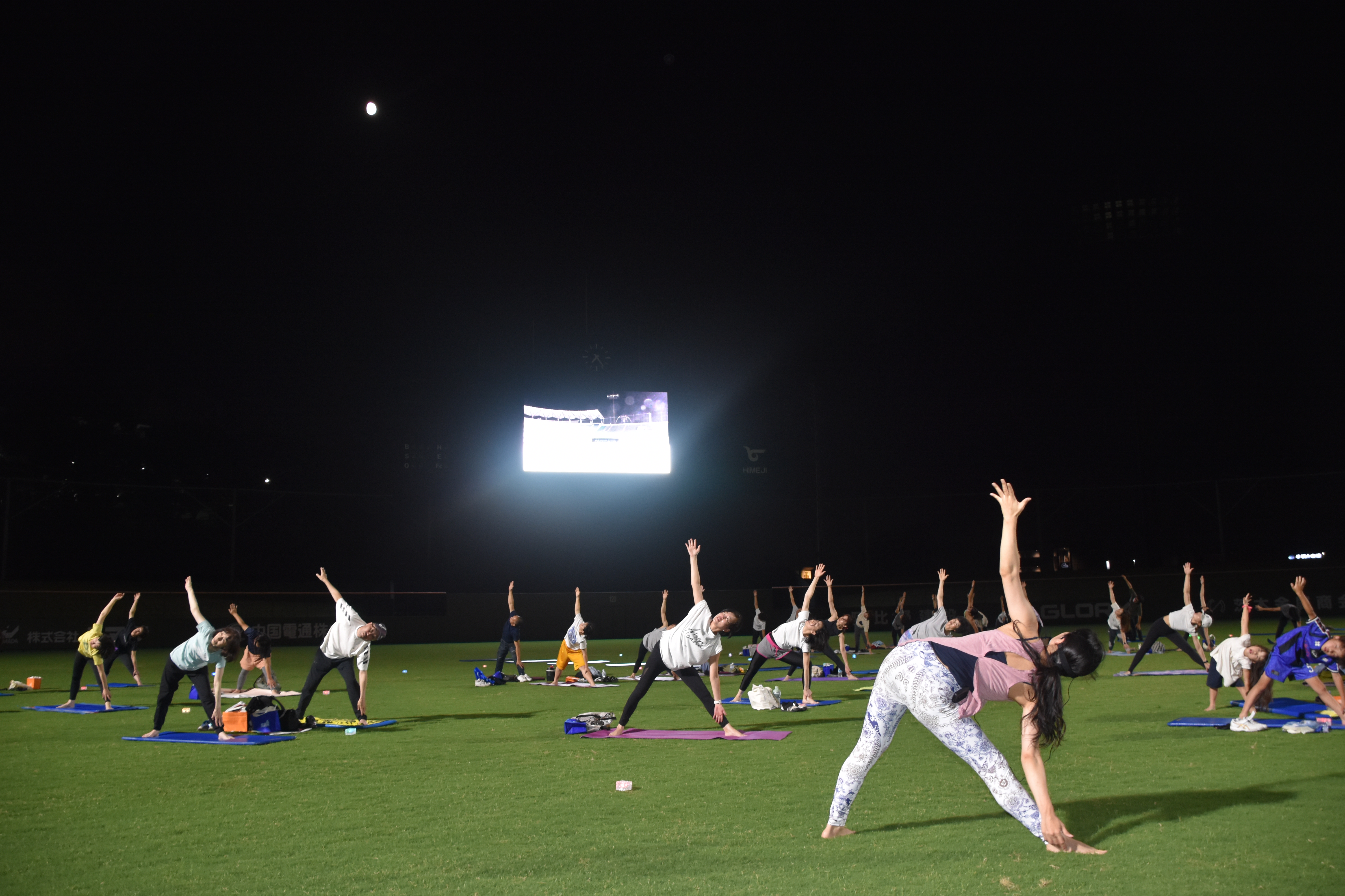 R7ウインク球場ナイトYOGA