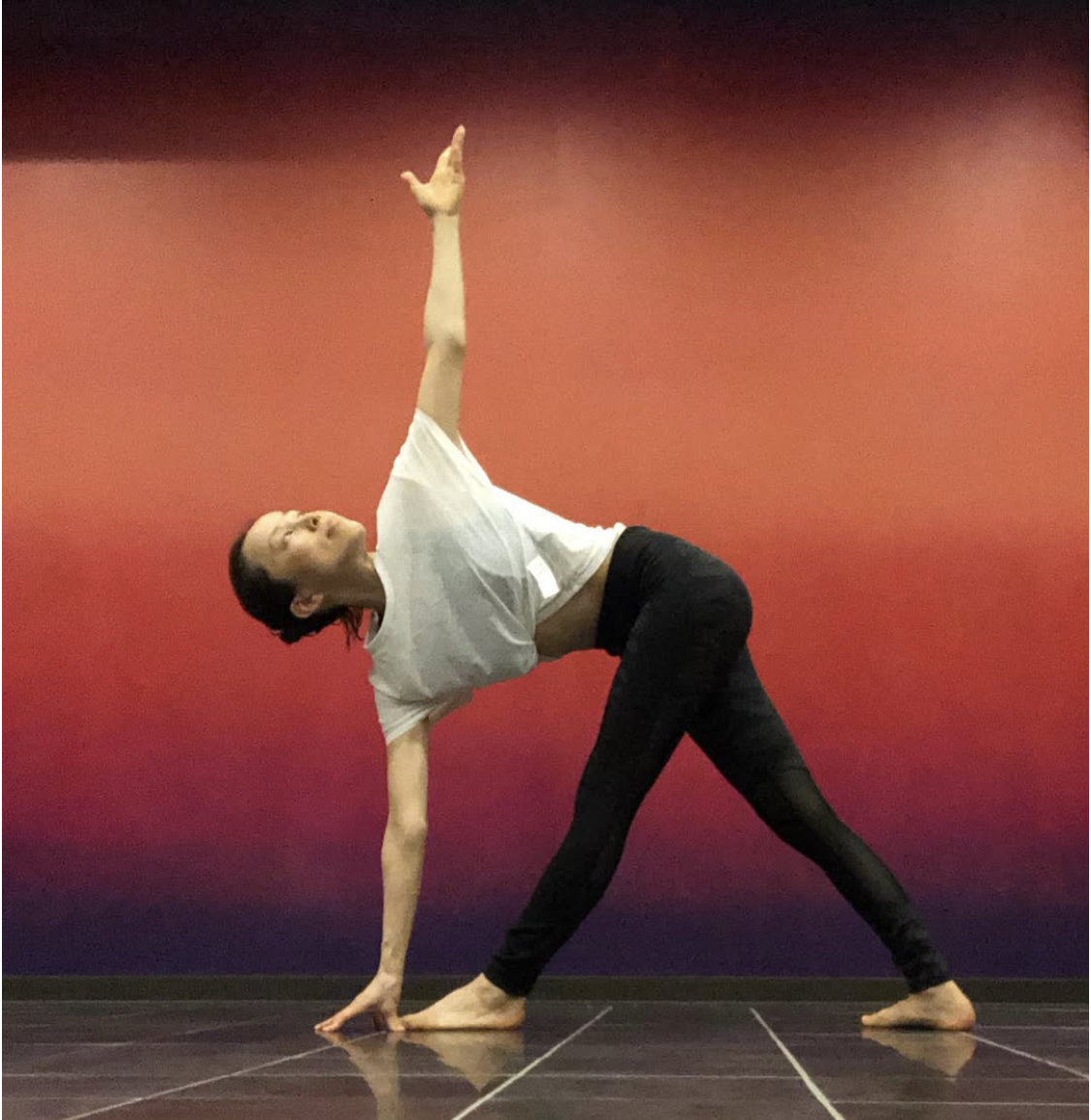ナイトYOGA石坂悠講師